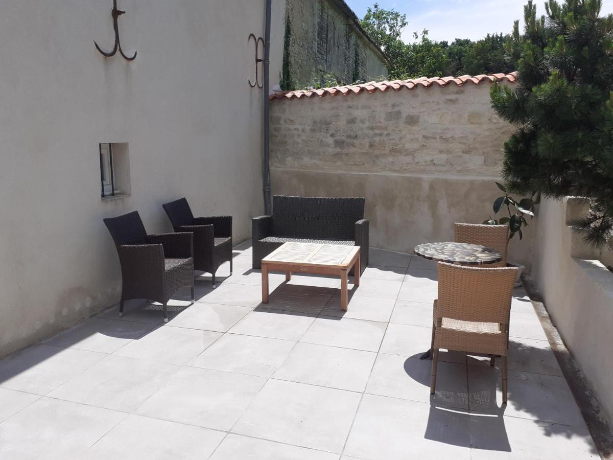 Campagne Ocean Bed & Breakfast Montroy Екстериор снимка