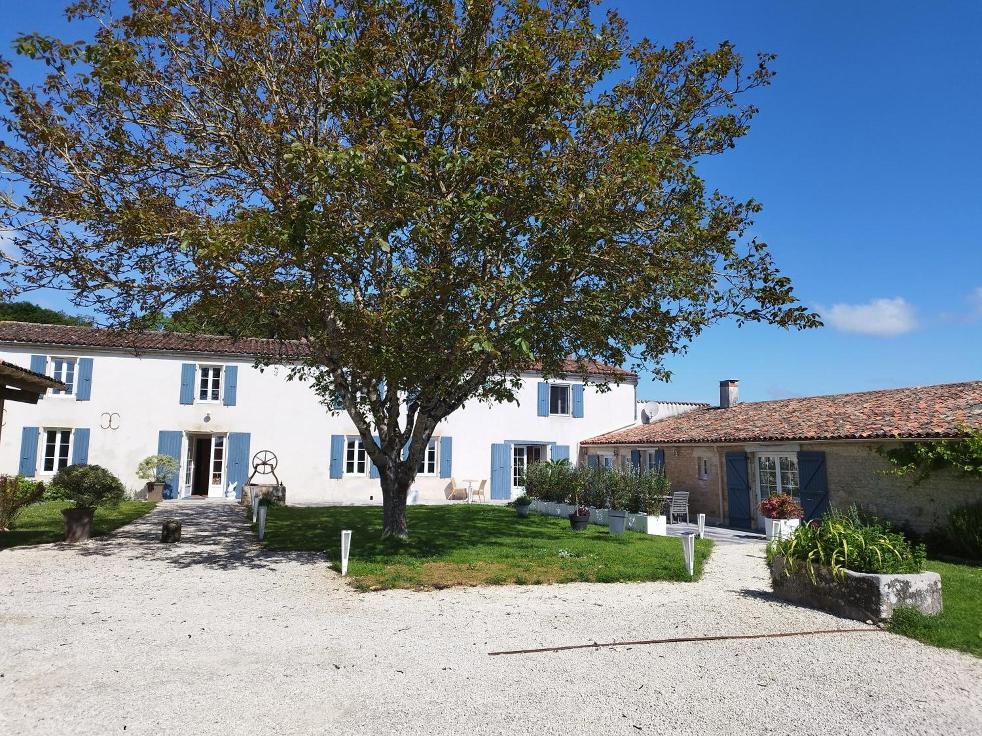 Campagne Ocean Bed & Breakfast Montroy Екстериор снимка